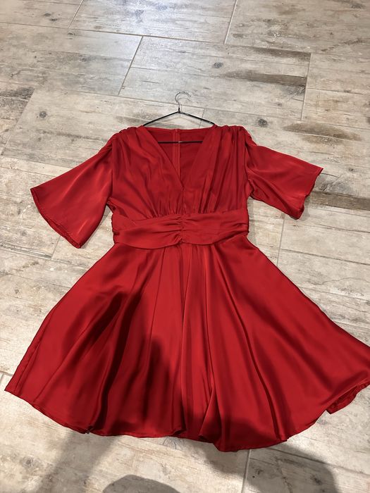 Дамски рокли размер М-L Guess,Rinashimento