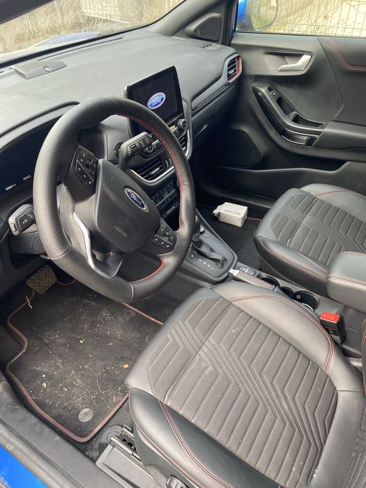 Ford Puma Hybrid ST Titanium Full.