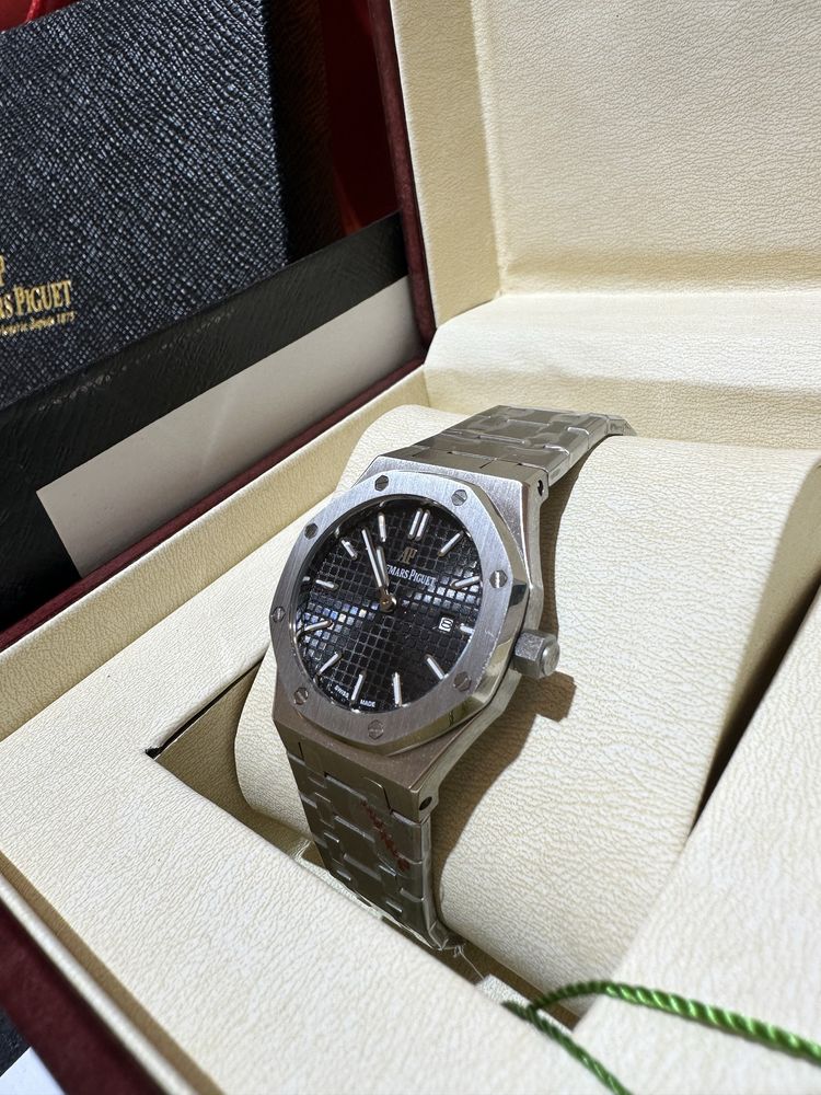 Ceas Dama Audemars Piguet Royal Oak 32mm/Silver/Black Dial/Cutie/Punga