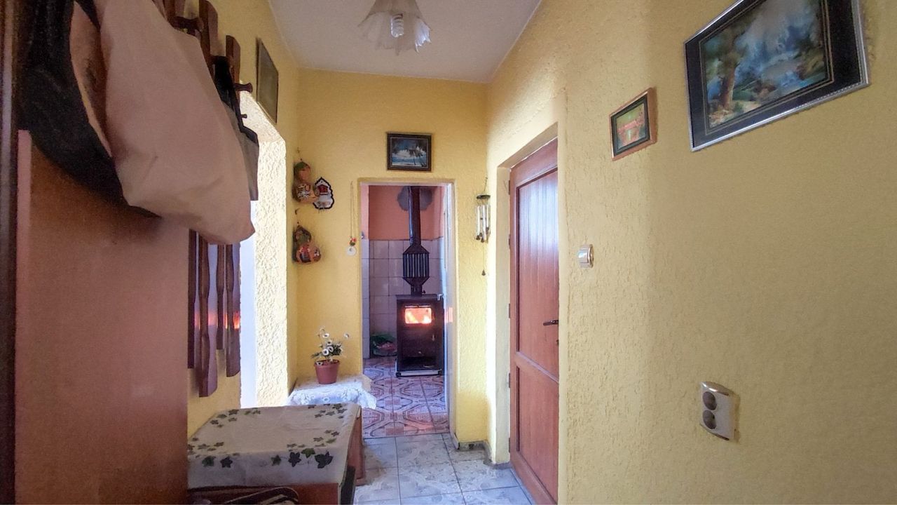 Продава се Промишлена сграда в Търговище, Вароша - 3646 кв.м за 35 €/кв.м - Снимка #5
