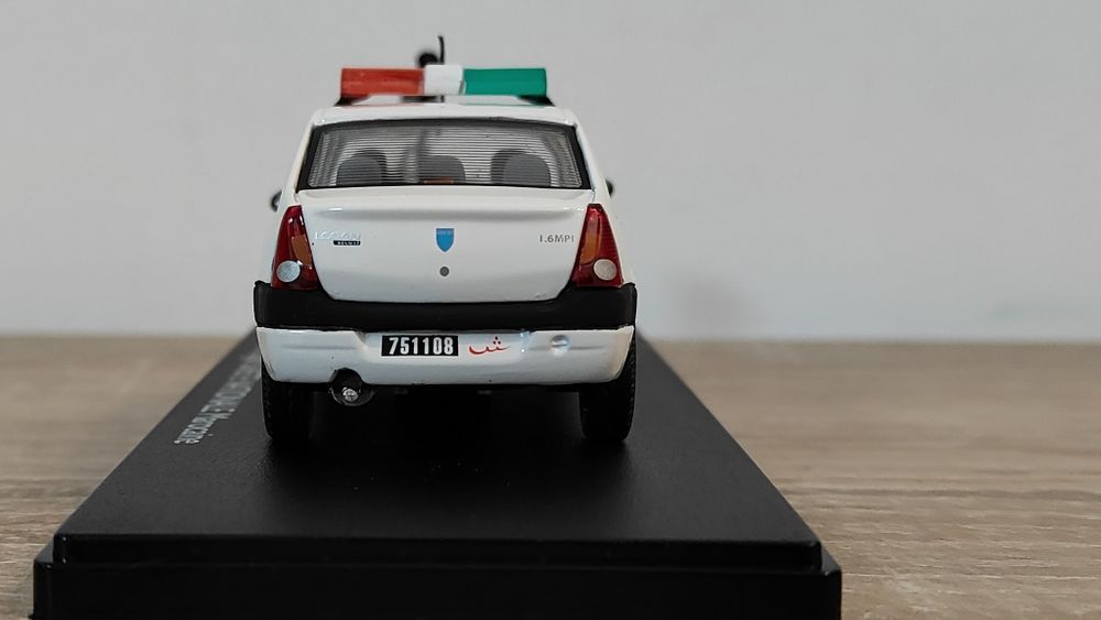 Macheta Dacia Logan Poliție 1/43