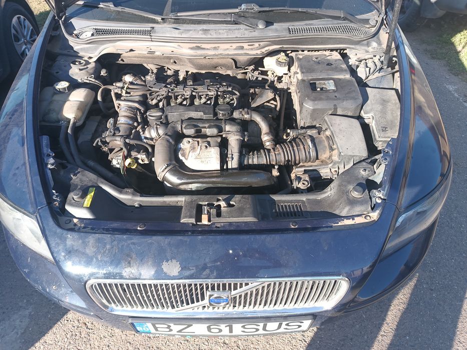 Vând Volvo V 50  in stare foarte buna