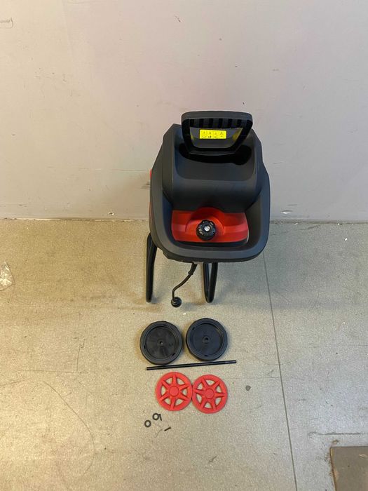 Клонотрошачка 2400W 40mm RD-ESH01  /  Пръскачка Li-ion 5L 12V 2Ah 3bar