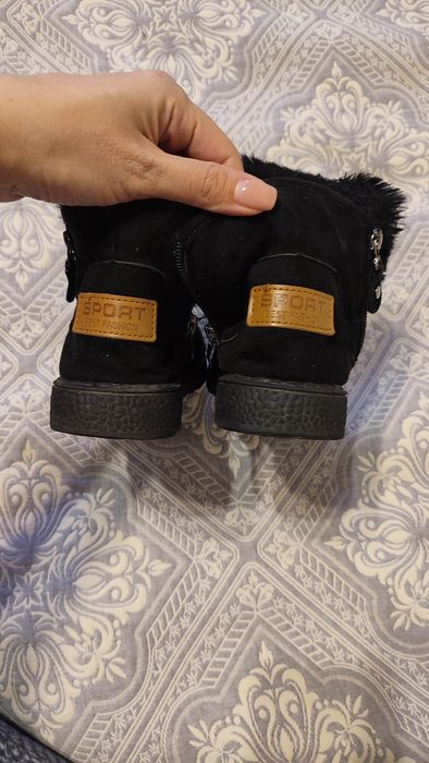 Сапожки угги для девочки