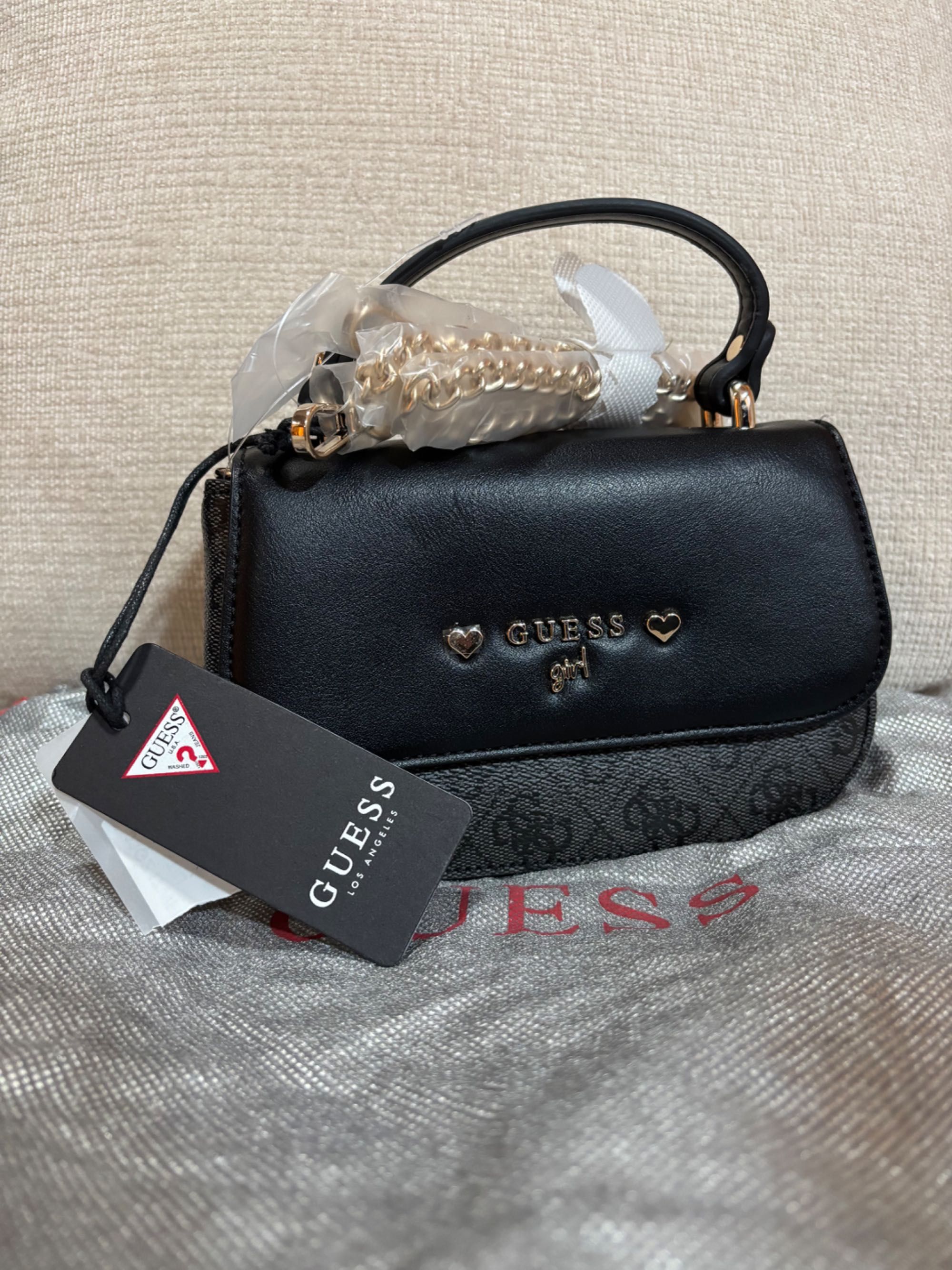 Мини Чанта Guess !
