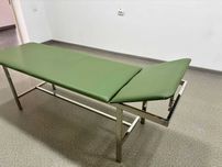Медицинская кушетка в идеальном состоянии