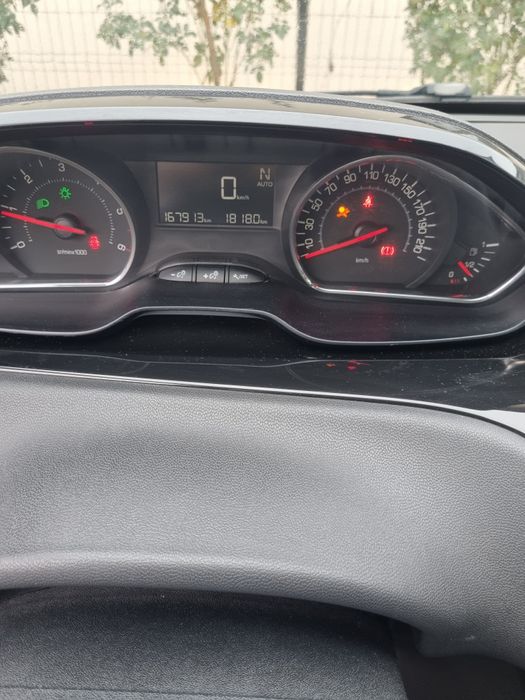 Vand peugeot automat