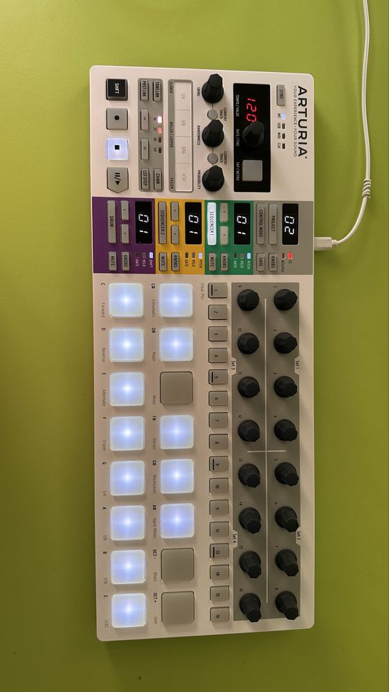 Arturia  BeatStep Pro Controller & Sequencer