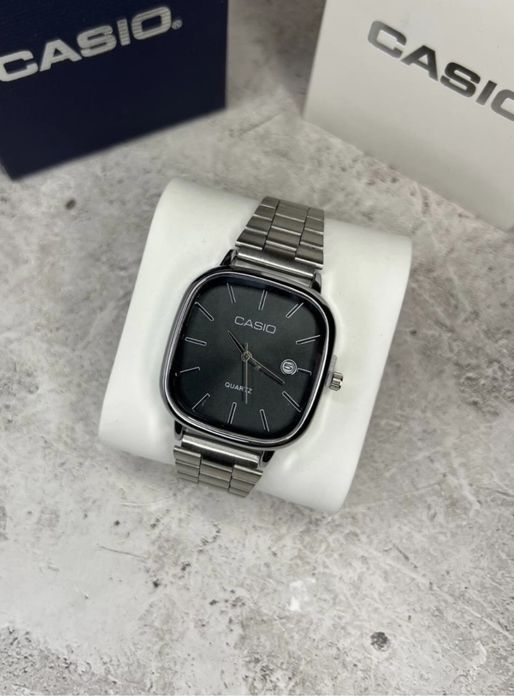 Часы Casio quartz