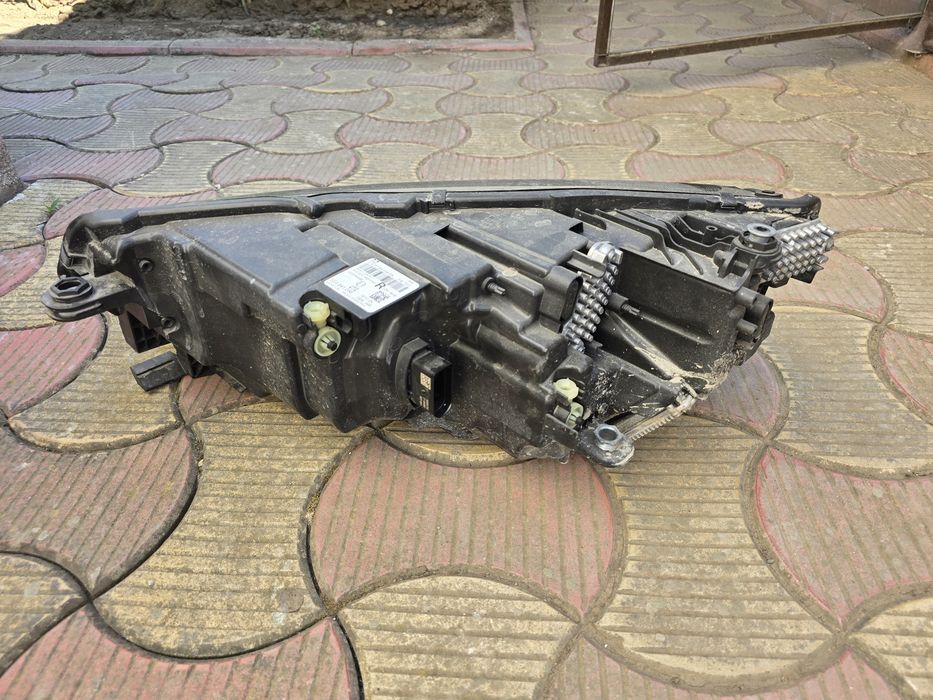 Far dreapta full led skoda Octavia mk4 5e4941036