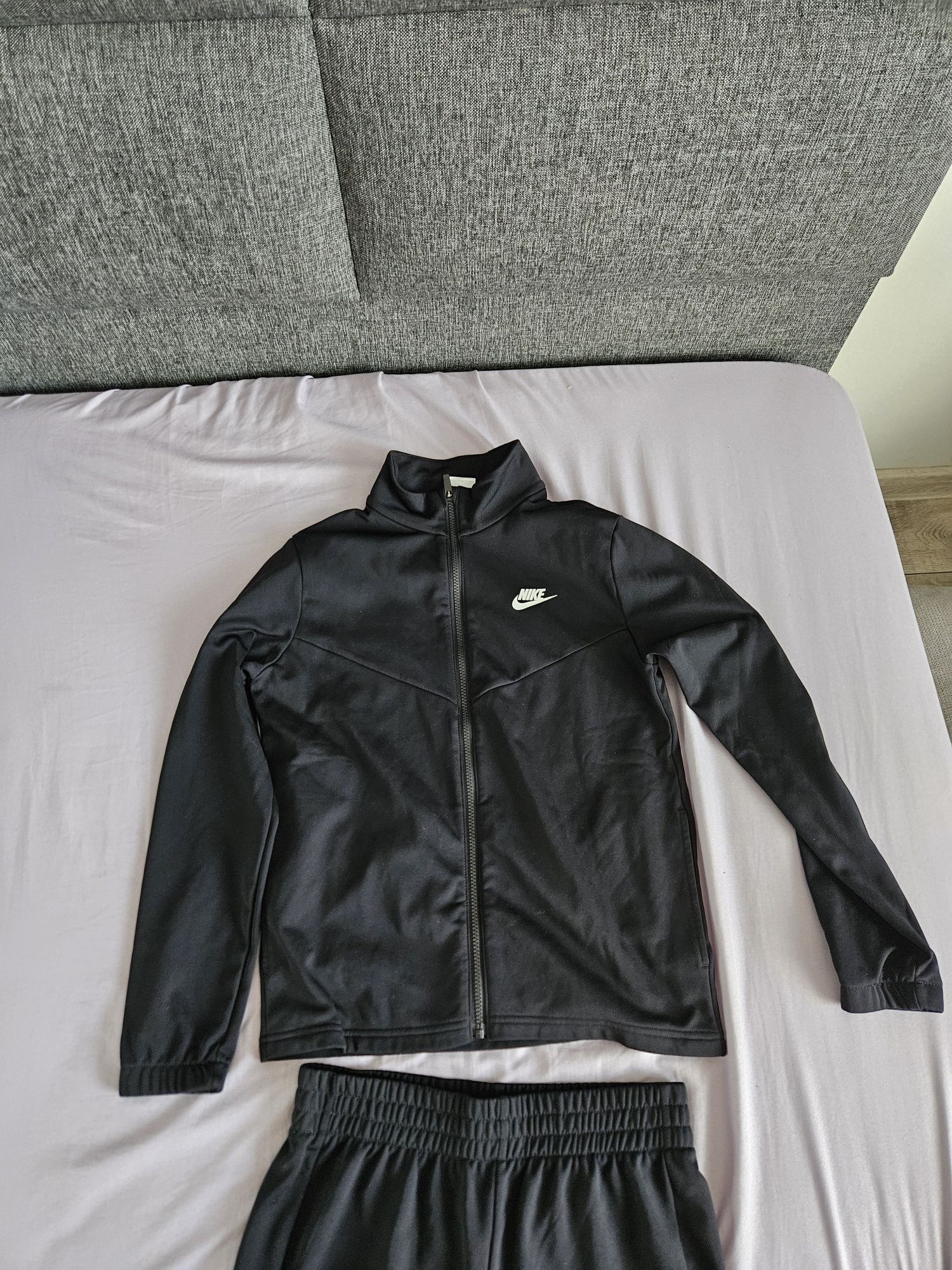 Спортен екип NIKE XL