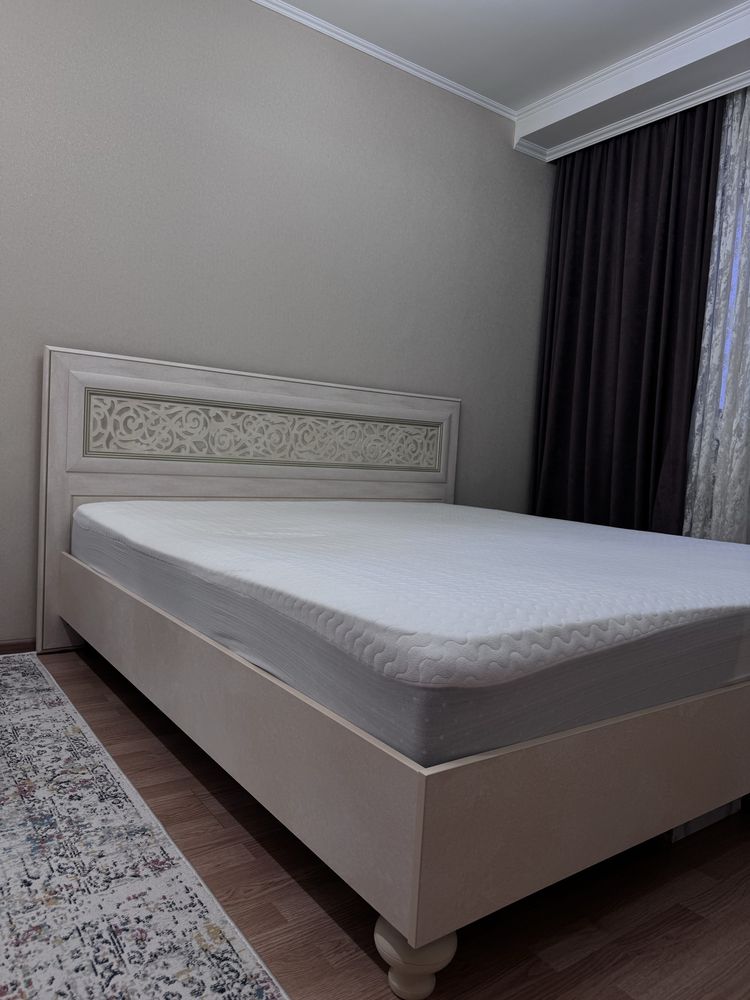 Продам кровать Александрия(новая)с матрасом