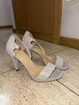 Pantofi cu toc femei