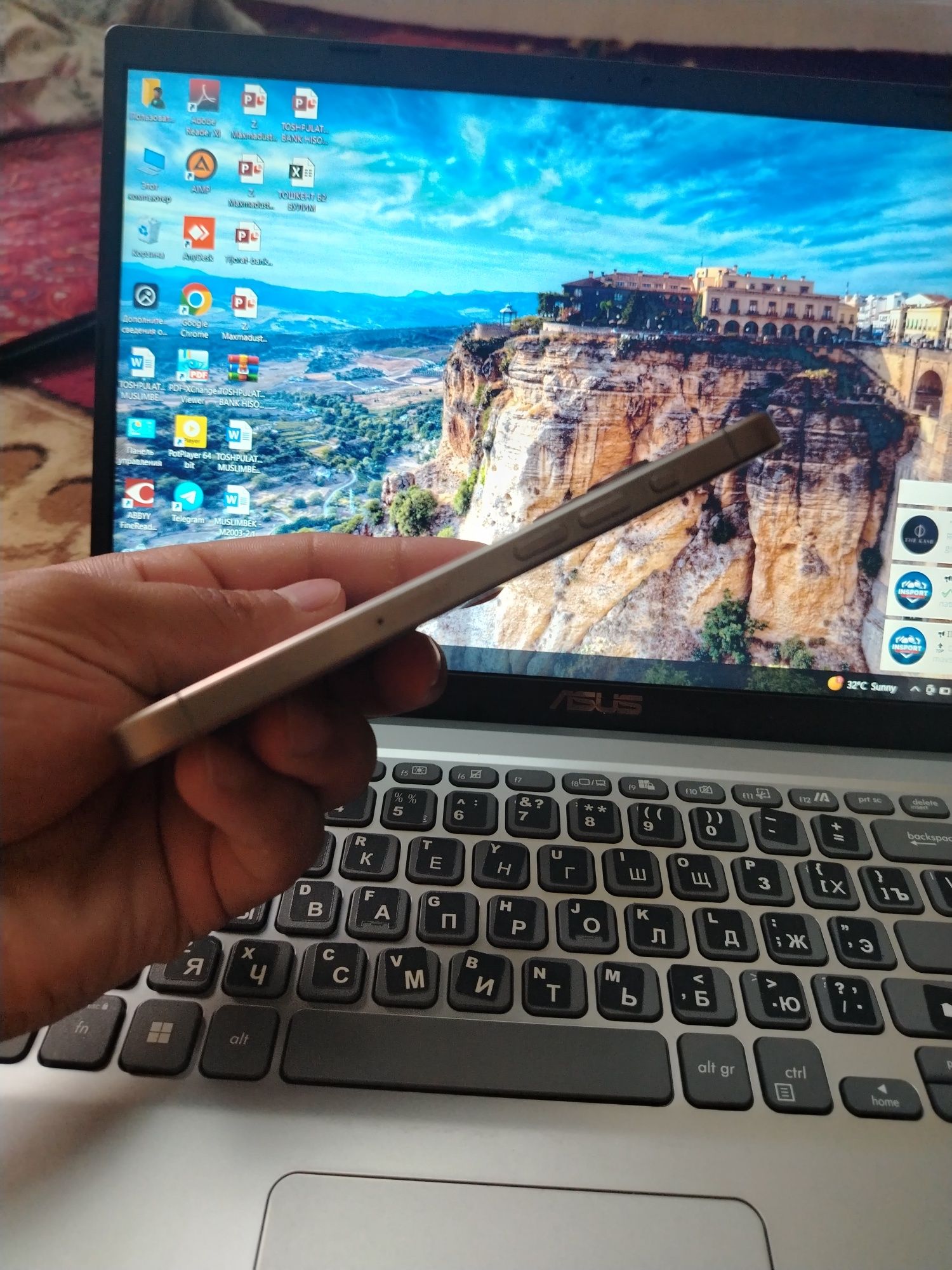 IPhone 15 pro ideal