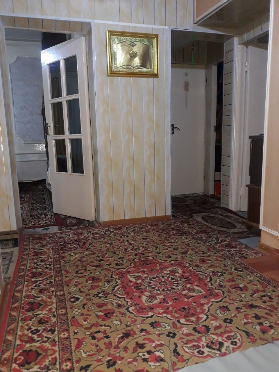 4 комн. квартира, 4/8/9. Сергели 7. Метро "Yangihayot" - 400 м