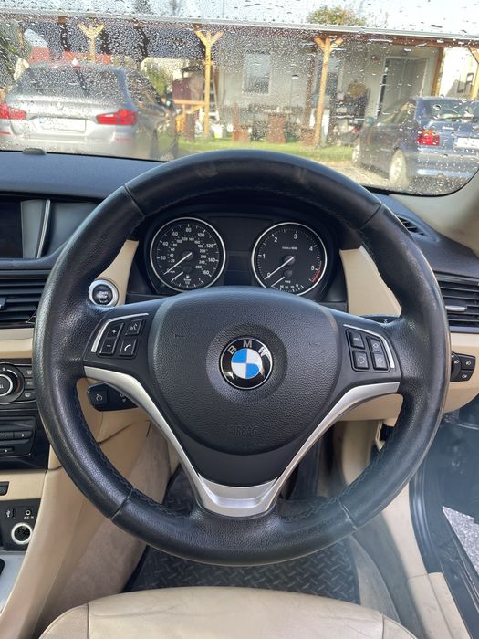 BMW X1 2.0 дизел 2013 година