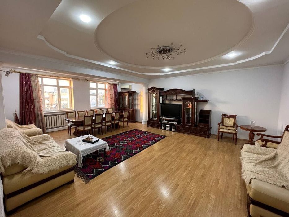 СРОЧНО!
Продается 
Новостройка 4/6/7
ул. С. Азимова, ор-р Корзинка

Яш