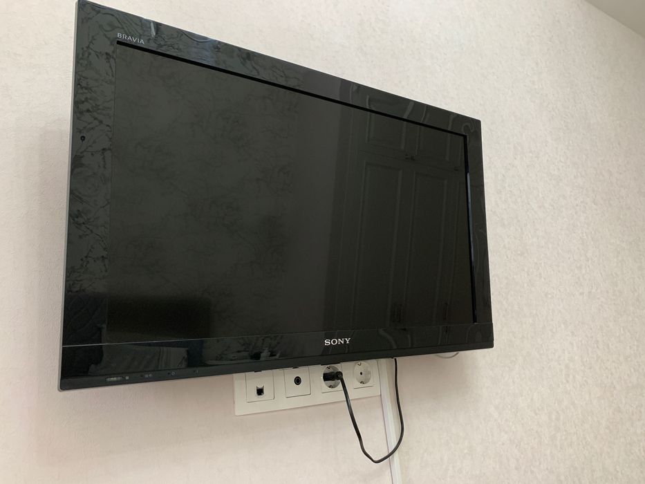 Продам телевизор SONY
