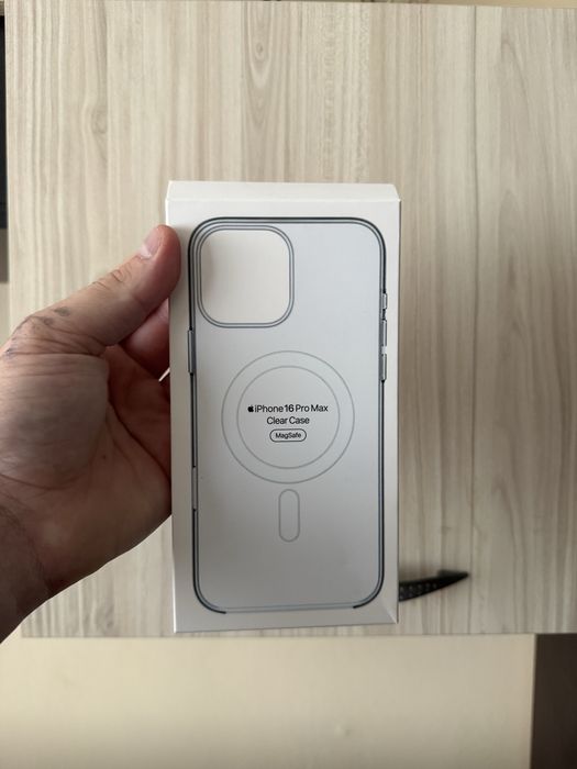 Оригинален кейс за iphone 16 pro max