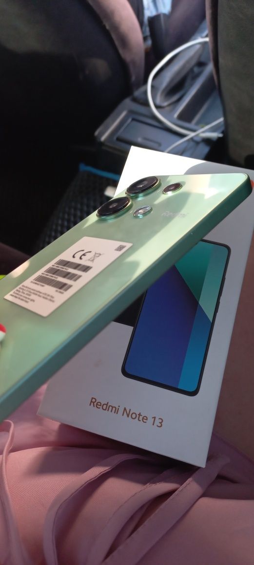 Смартфон Redmi note 13
