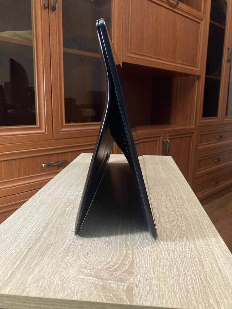 Планшет Samsung Galaxy View SM-T-677