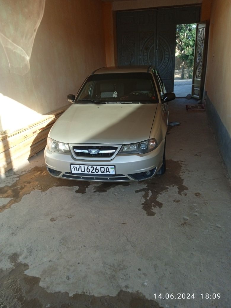 Nexia 2 Dons 2010