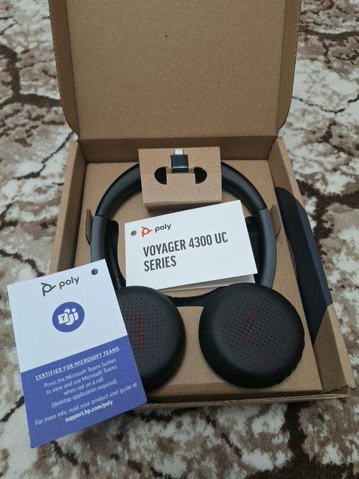 Casti HP Poly Voyager 4320 UC