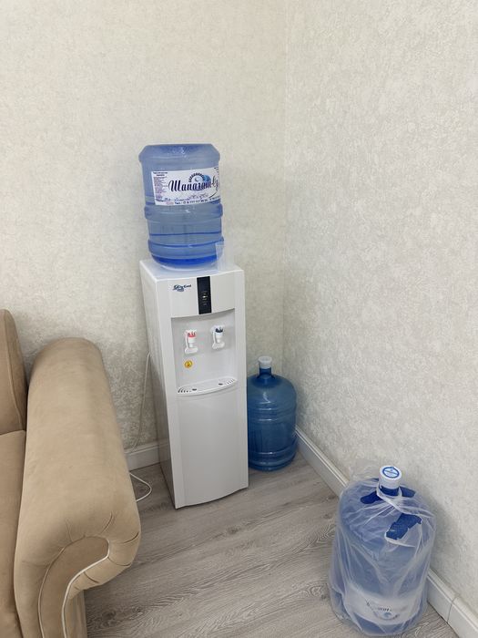 диспенсер (куллер для воды)