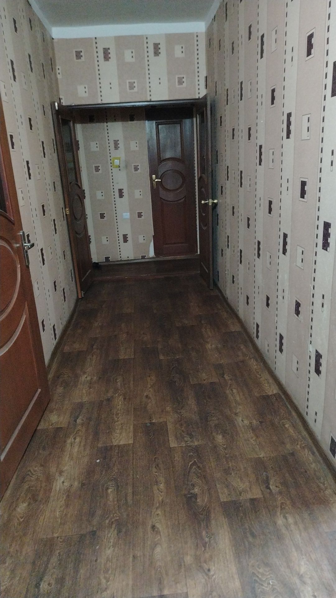 Kvartira da faqat qizlar bez xazayka xamma waroitı bor 3 xonlik