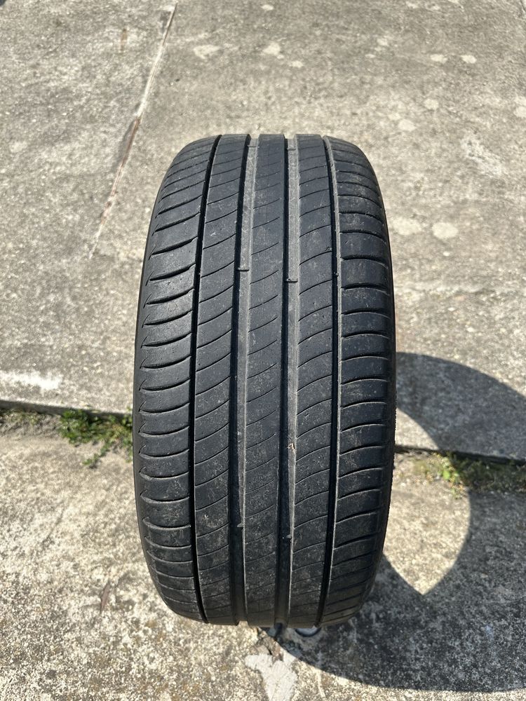 Летни гуми Michelin 235/45/17