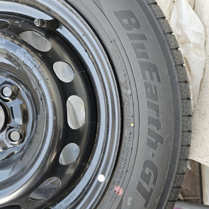 Set roți vară Mazda 2 originale – Yokohama R15, ca noi