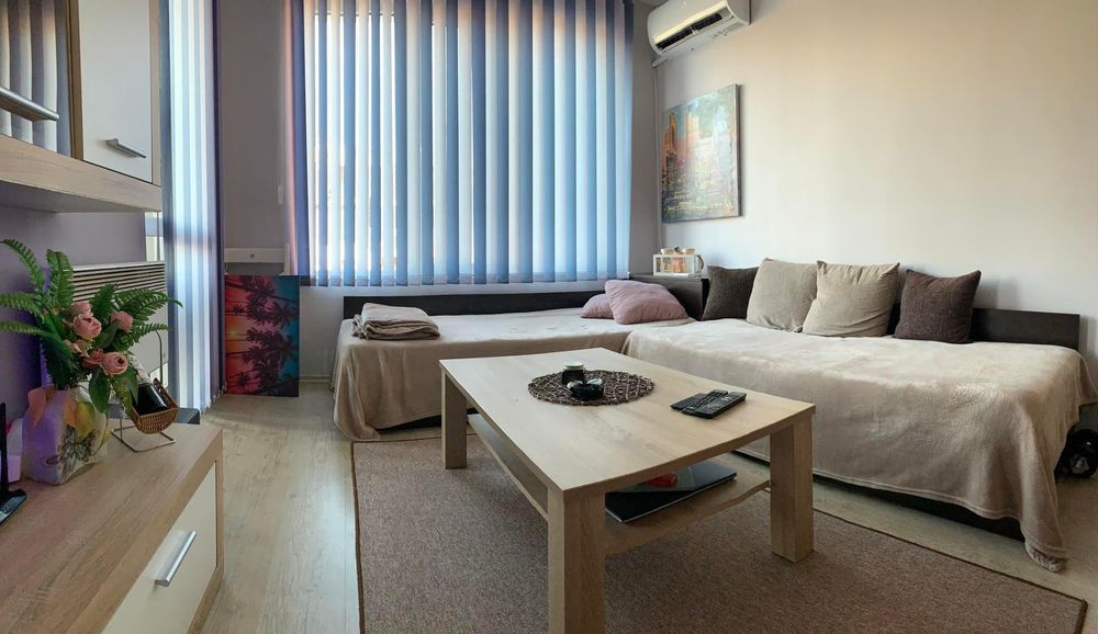 Дава се под наем Двустаен апартамент в Бургас, Възраждане - 55 кв.м за 382.5 € - Снимка #2