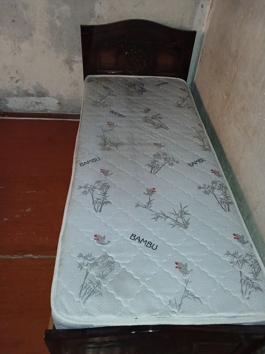 Продаётся кровать