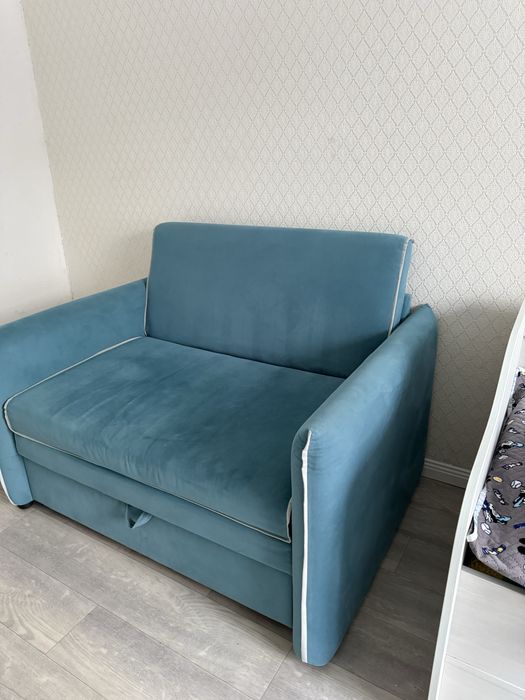 Кресло кровать раскладной в хорошем состоянии