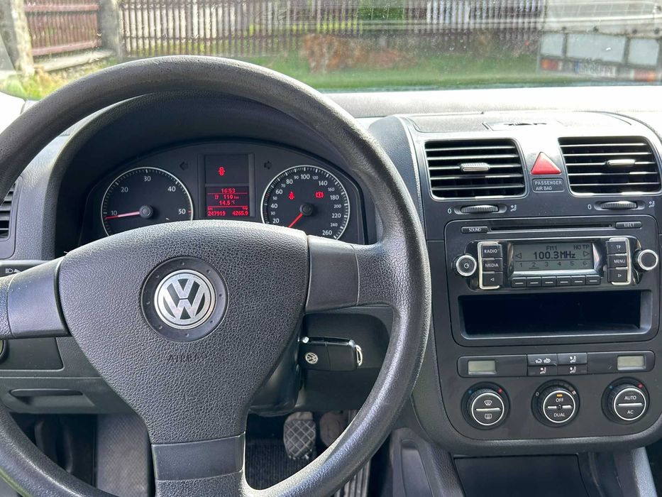 Volkswagen golf 2010/03
