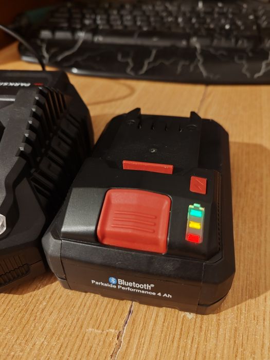 Acumulator Parkside 4Ah Smart 20v Performance baterie + incarcator 4.5