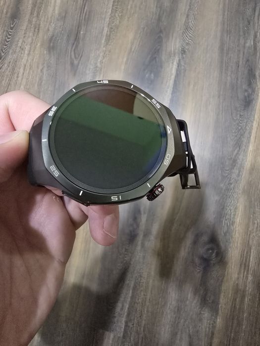 Huawei watch gt5 pro black с гаранция