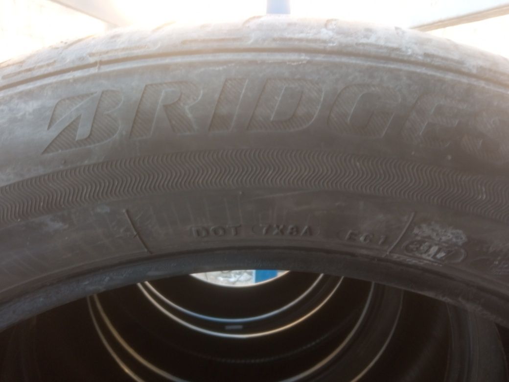 BRIDGESTONE комплек 235/55 R 20