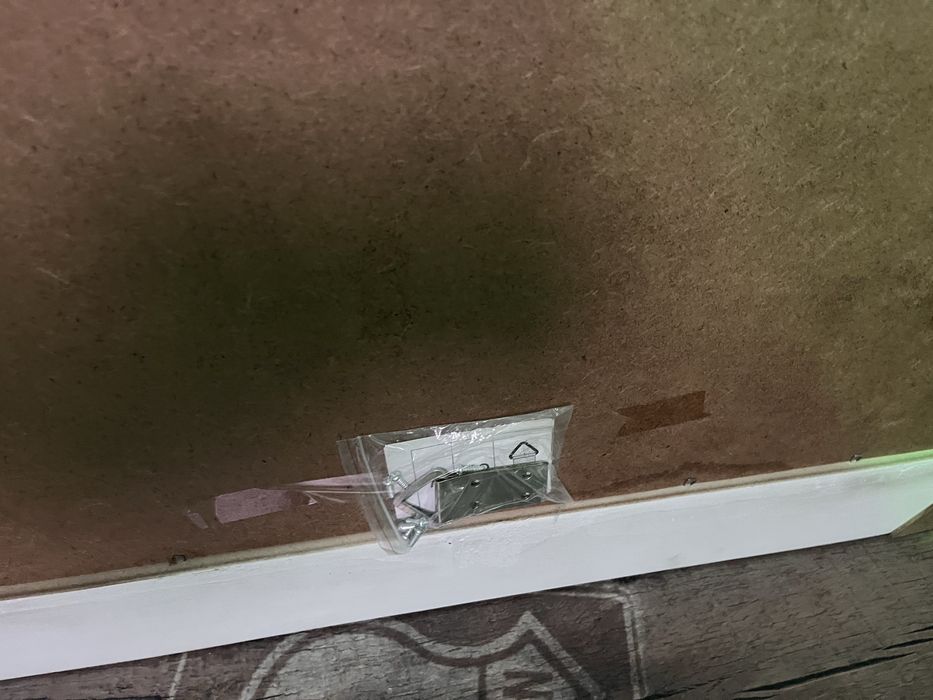 Oglinda aurie, stare foarte buna