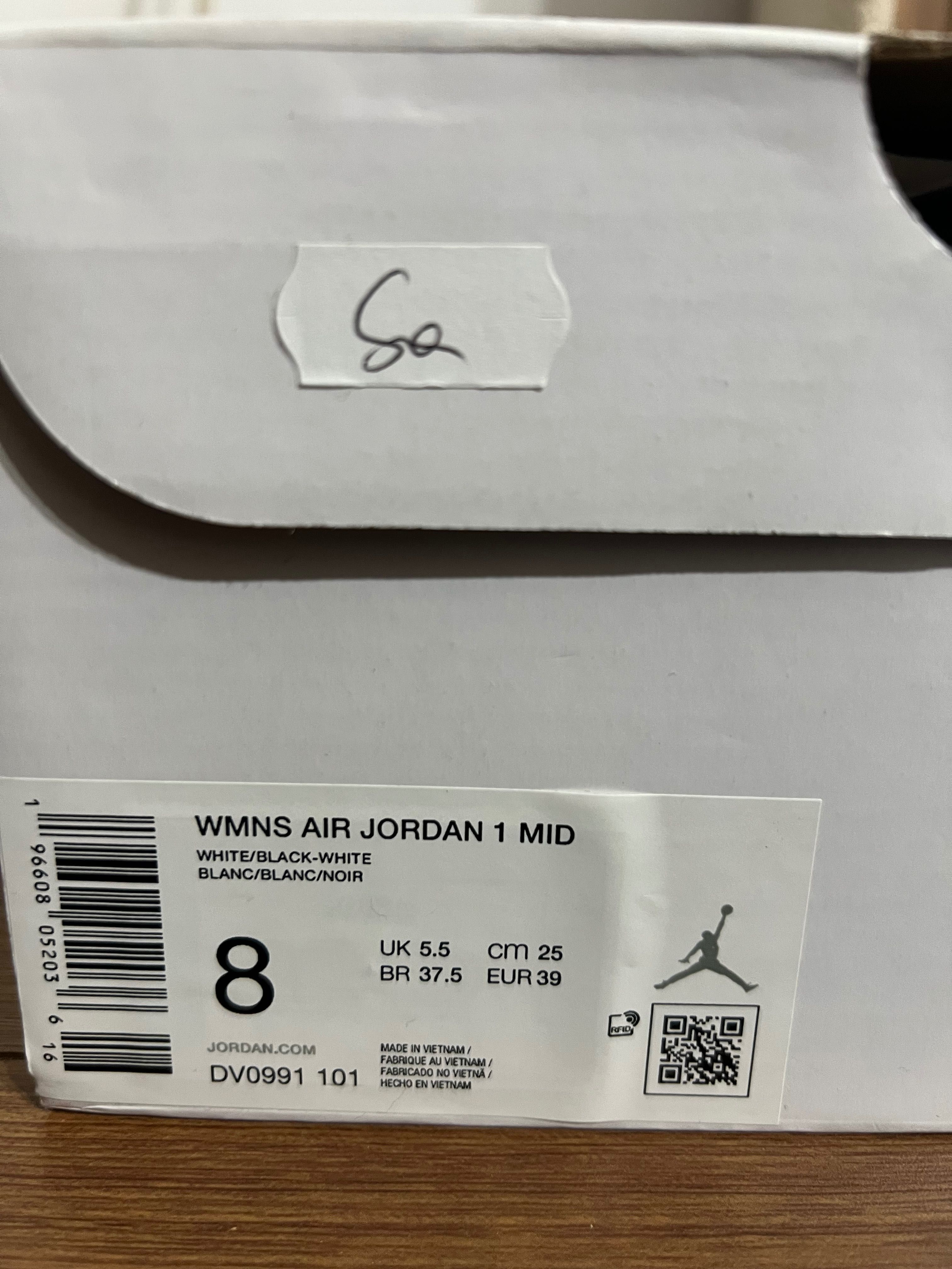 Оригинални обувки Nike Air Jordan 1 Mid