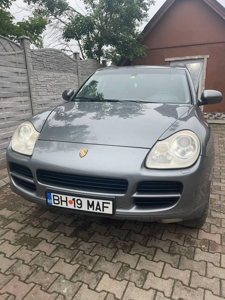 Porsche Cayenne 4,5