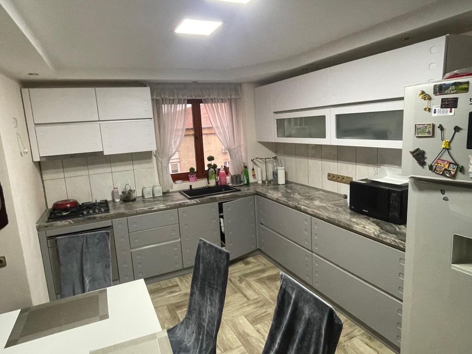 Apartament 3 camere Rogerius