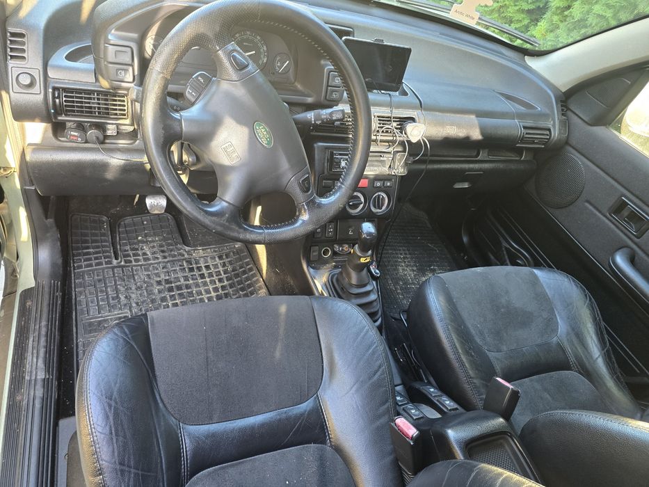 Land Rover Freelender 2.0D înmatriculată