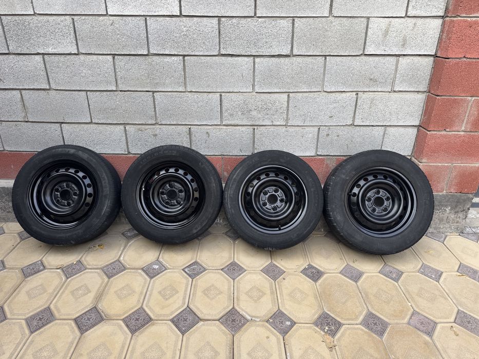 Автошина с дисками