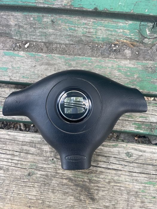 Аербаци за трилъчови волани Фолксваген и Сеат