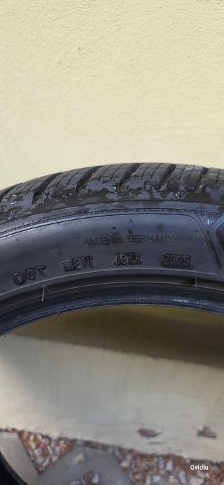 Vând anvelope de iarnă Goodyear- 245/45/18