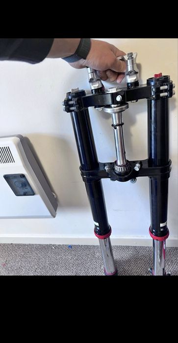 Husqvarna 701 Supermoto 2021 - Piese