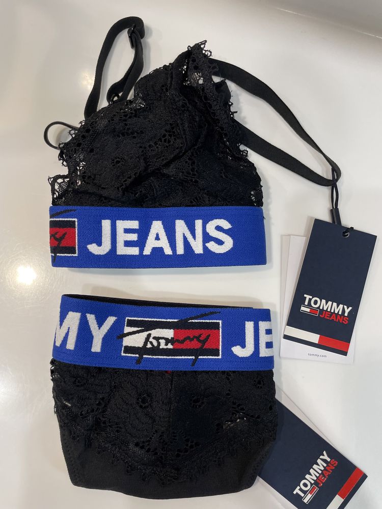 Продам комплект нижнего белья Tommy Hilfiger