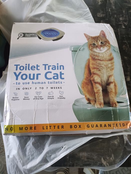 Накладка на унитаз для котов и кошек.