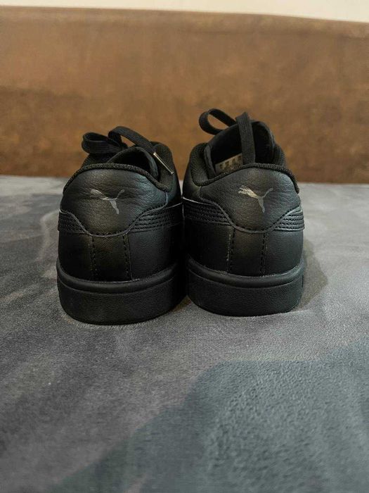 Adidasi Puma Negrii